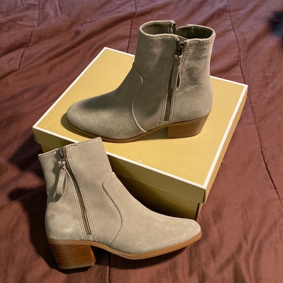 Heeled Bootie by Michael Kors Brand.  NWOT! - Picture 8 of 16